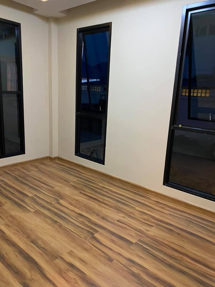 บ้านสไตล์โมเดิร์น 2 ชั้น ราคา 3.2 ล้านบาท