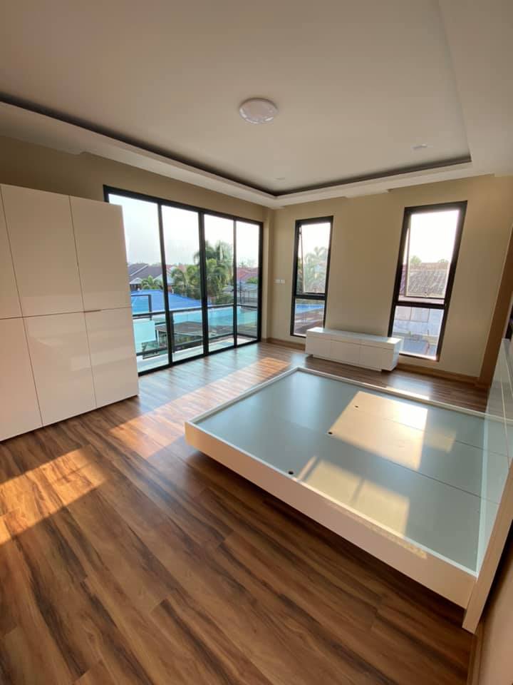 บ้านสไตล์โมเดิร์น 2 ชั้น ราคา 3.2 ล้านบาท