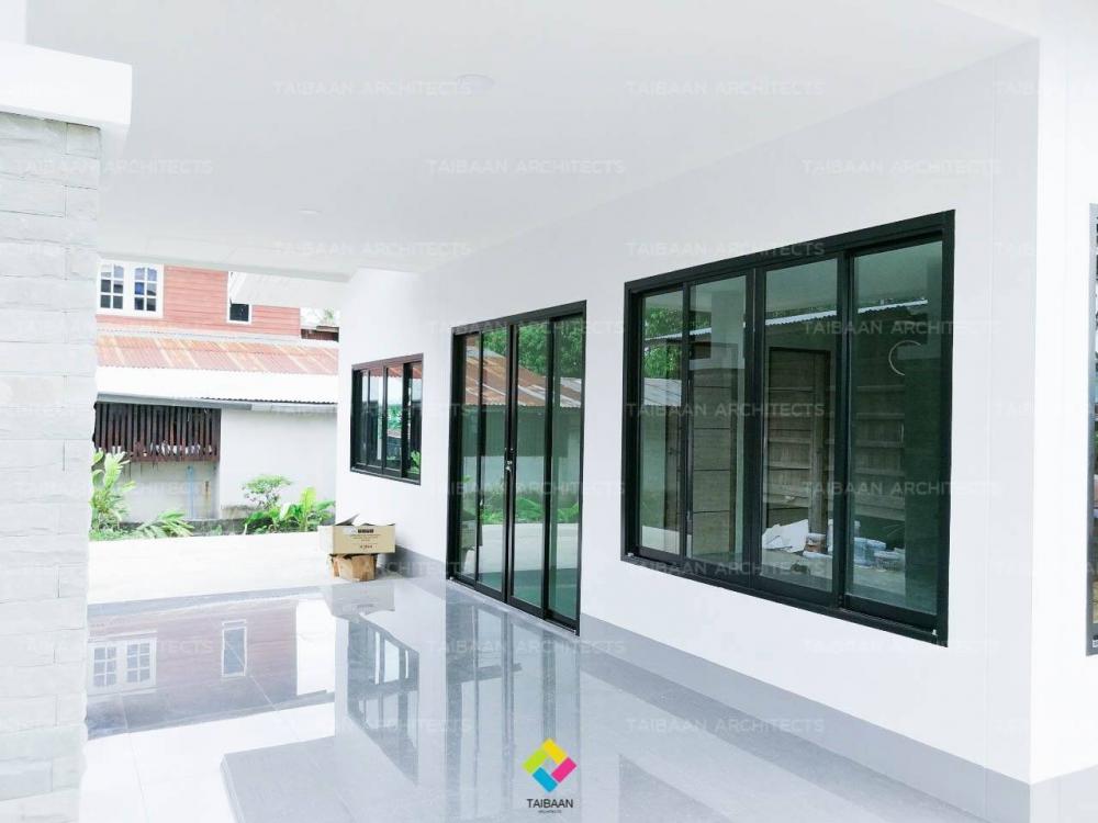 รีโนเวทบ้าน 2 ชั้น เหมือนได้บ้านใหม่ทั้งหลัง (เดิมด้านบนไม้, ด้านล่างปูน) งบประมาณ 890,000 บาท