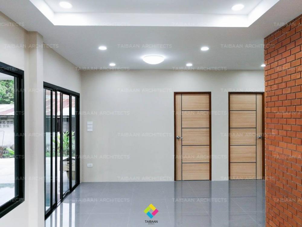 รีโนเวทบ้าน 2 ชั้น เหมือนได้บ้านใหม่ทั้งหลัง (เดิมด้านบนไม้, ด้านล่างปูน) งบประมาณ 890,000 บาท