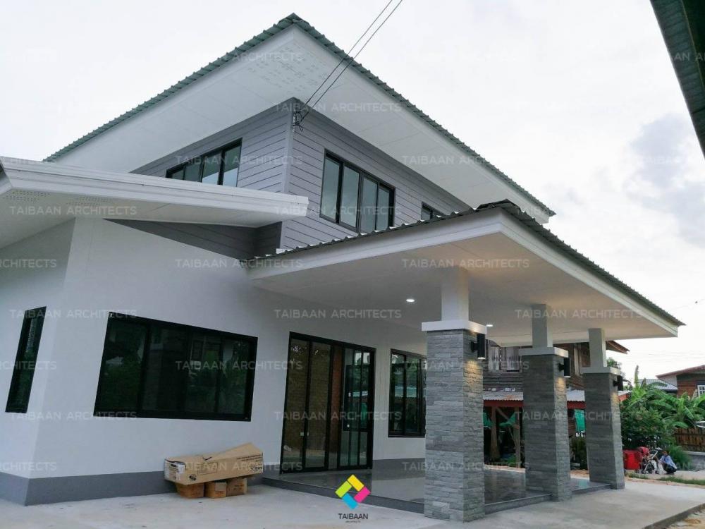 รีโนเวทบ้าน 2 ชั้น เหมือนได้บ้านใหม่ทั้งหลัง (เดิมด้านบนไม้, ด้านล่างปูน) งบประมาณ 890,000 บาท