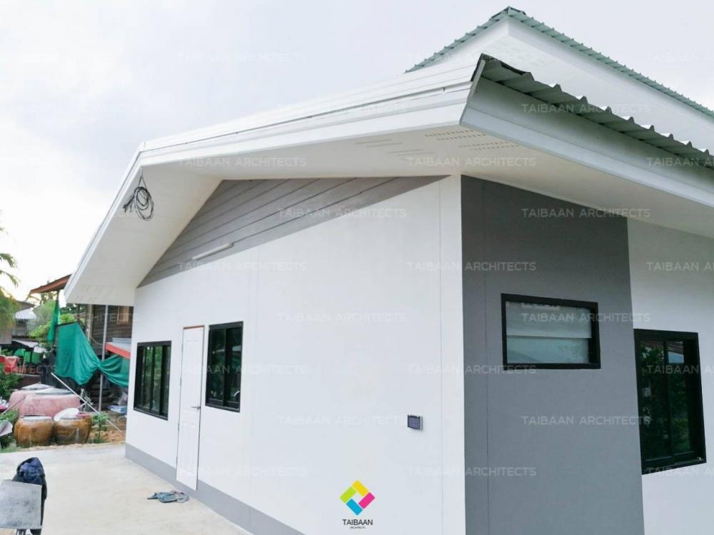 รีโนเวทบ้าน 2 ชั้น เหมือนได้บ้านใหม่ทั้งหลัง (เดิมด้านบนไม้, ด้านล่างปูน) งบประมาณ 890,000 บาท