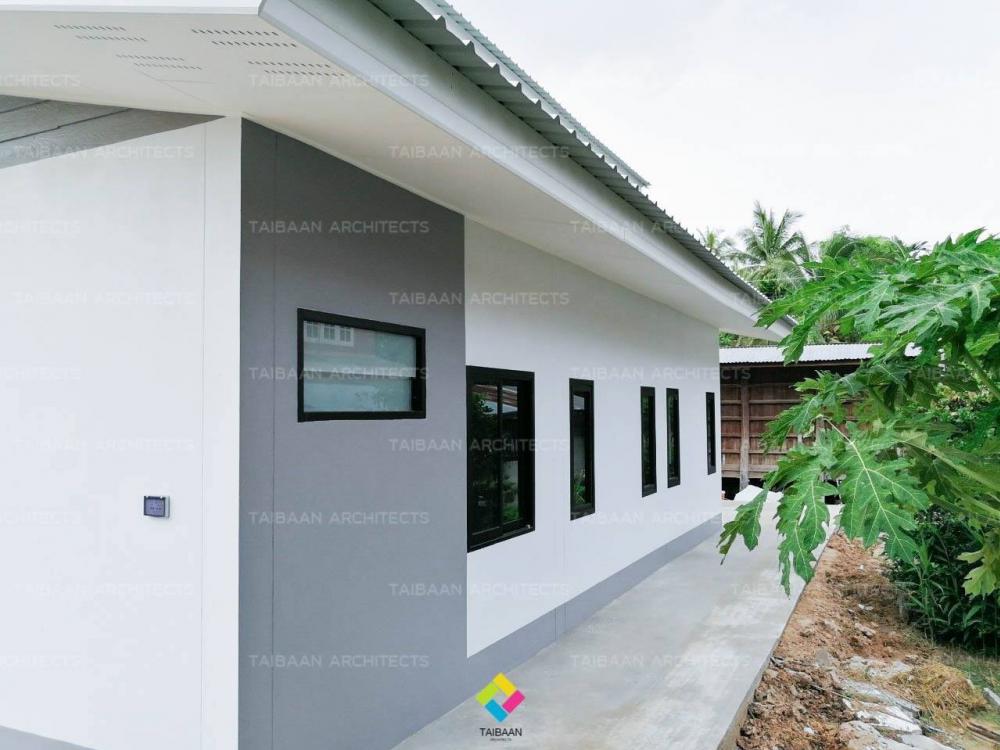 รีโนเวทบ้าน 2 ชั้น เหมือนได้บ้านใหม่ทั้งหลัง (เดิมด้านบนไม้, ด้านล่างปูน) งบประมาณ 890,000 บาท