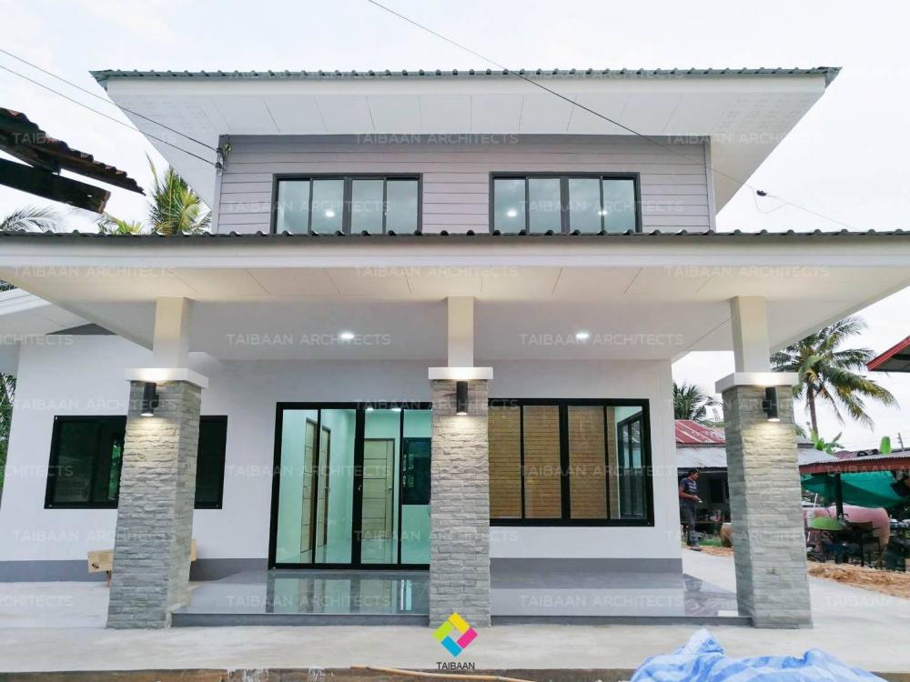 รีโนเวทบ้าน 2 ชั้น เหมือนได้บ้านใหม่ทั้งหลัง (เดิมด้านบนไม้, ด้านล่างปูน) งบประมาณ 890,000 บาท