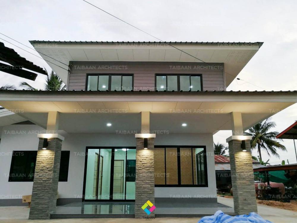 รีโนเวทบ้าน 2 ชั้น เหมือนได้บ้านใหม่ทั้งหลัง (เดิมด้านบนไม้, ด้านล่างปูน) งบประมาณ 890,000 บาท