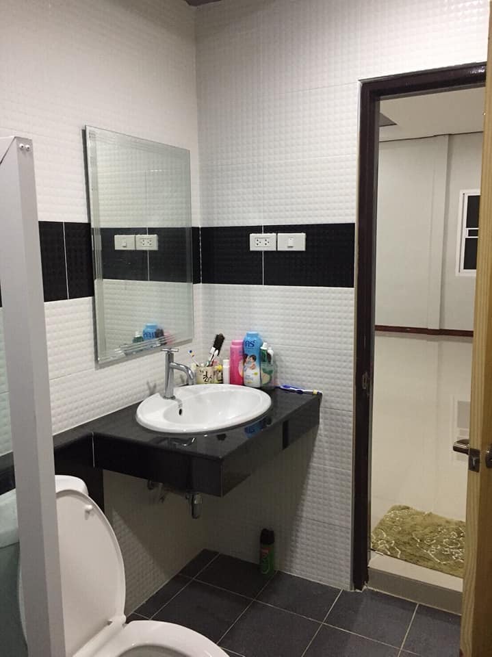 รีโนเวทบ้าน 2 ชั้น และต่อเติมบ้านเพิ่ม งบก่อสร้าง 850,000 บาท