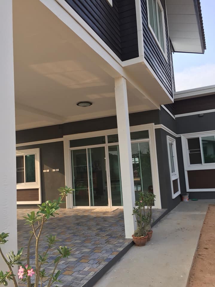 รีโนเวทบ้าน 2 ชั้น และต่อเติมบ้านเพิ่ม งบก่อสร้าง 850,000 บาท