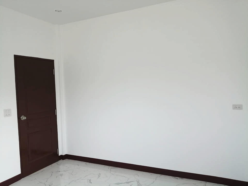 บ้านโมเดิร์น ใช้งบ 430,000 บาท (ไม่รวมสุขภัณฑ์ในห้องน้ำ)