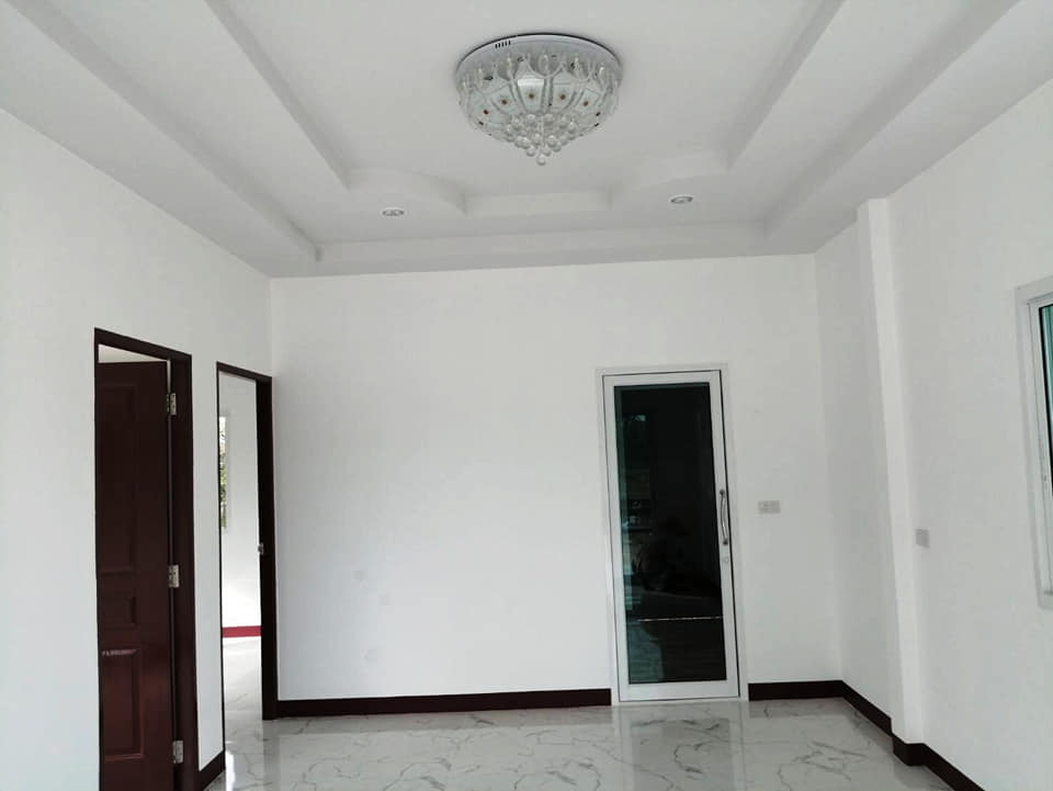 บ้านโมเดิร์น ใช้งบ 430,000 บาท (ไม่รวมสุขภัณฑ์ในห้องน้ำ)