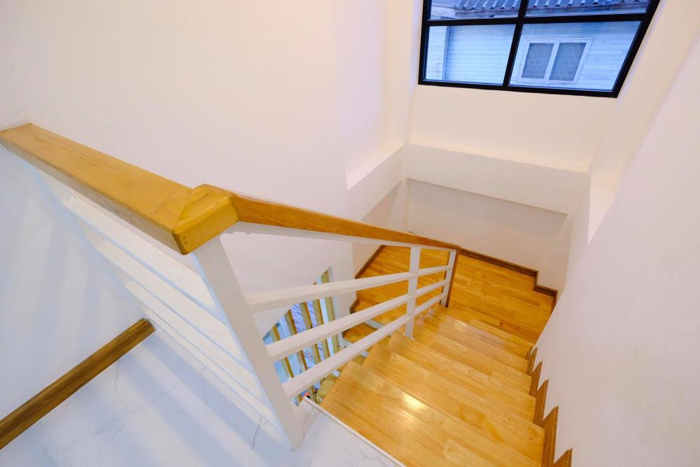 บ้านโมเดิร์น 2 ชั้น ขนาด 3 ห้องนอน 2 ห้องน้ำ 1 ห้องรับแขก 1 ห้องครัว