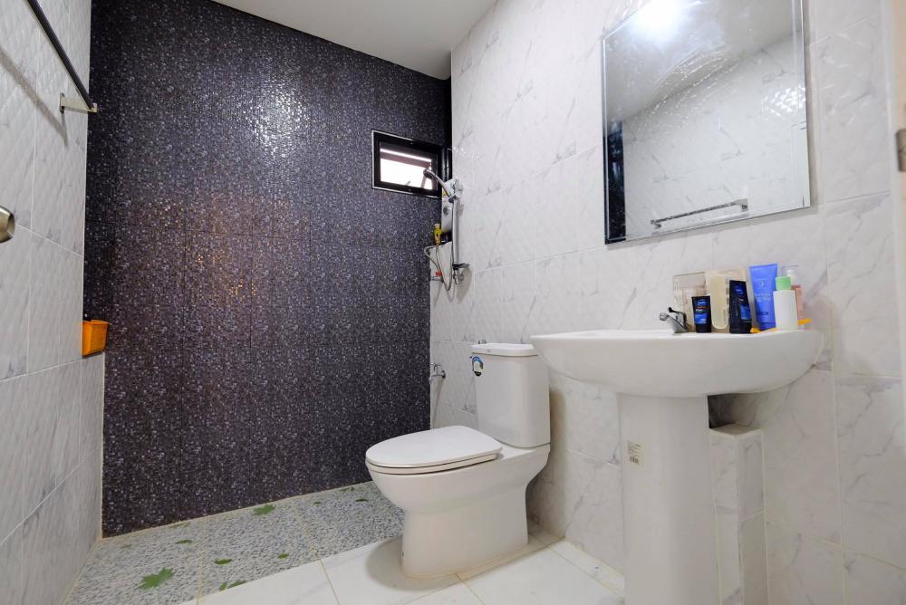 บ้านโมเดิร์น 2 ชั้น ขนาด 3 ห้องนอน 2 ห้องน้ำ 1 ห้องรับแขก 1 ห้องครัว