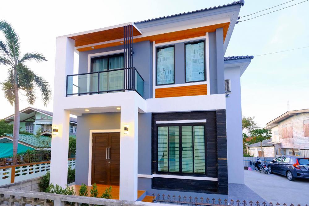 บ้านโมเดิร์น 2 ชั้น ขนาด 3 ห้องนอน 2 ห้องน้ำ 1 ห้องรับแขก 1 ห้องครัว