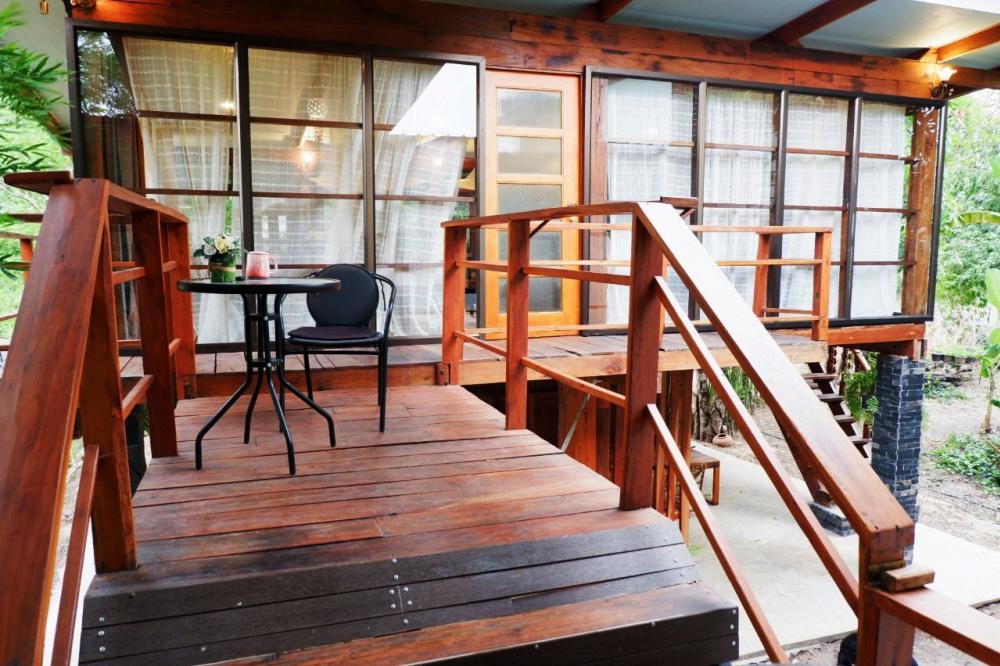 บ้านสวนท่ามกลางธรรมชาติแบบบ้านๆ ของพยาบาลสาวสวย ด้านบนไม้ ด้านล่างโถง ใช้งบ 280,000 บาท