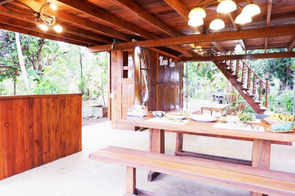 บ้านสวนท่ามกลางธรรมชาติแบบบ้านๆ ของพยาบาลสาวสวย ด้านบนไม้ ด้านล่างโถง ใช้งบ 280,000 บาท