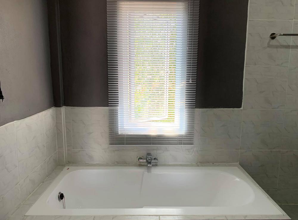 บ้านโมเดิร์นออกแบบตามเจ้าของบ้าน สวยและน่าอยู่มากๆ  สวยระดับบ้านหลักล้าน แต่เจ้าของใช้งบแค่ 5 แสนนิดๆ