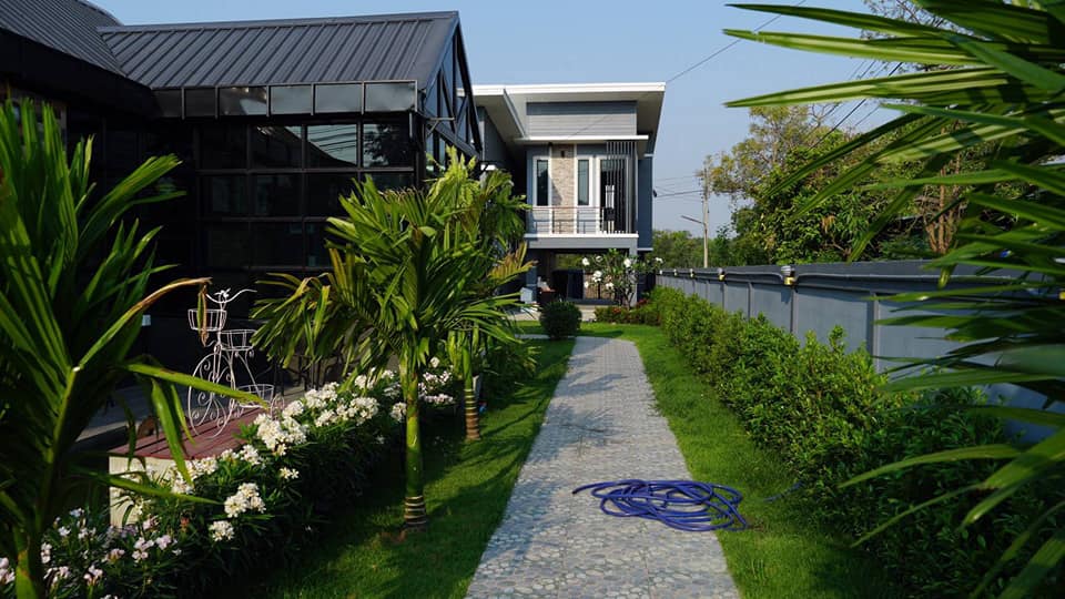 บ้านกาแฟสด บ้านดงช้าง ไอเดียไว้แต่งบ้านนั่งชิลๆ จิบกาแฟ หรือ นำไปเป็นไอเดียแต่งร้านกาแฟ