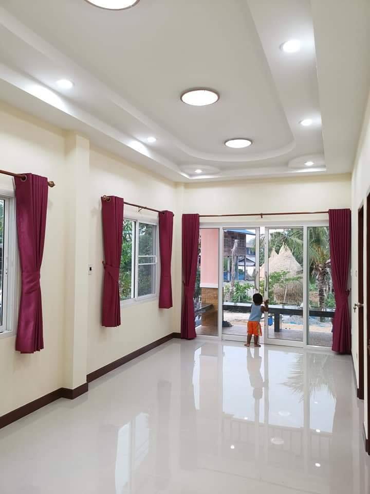 บ้านโมเดิร์นสีชมพู น่ารัก  งบ 720,000 บาท