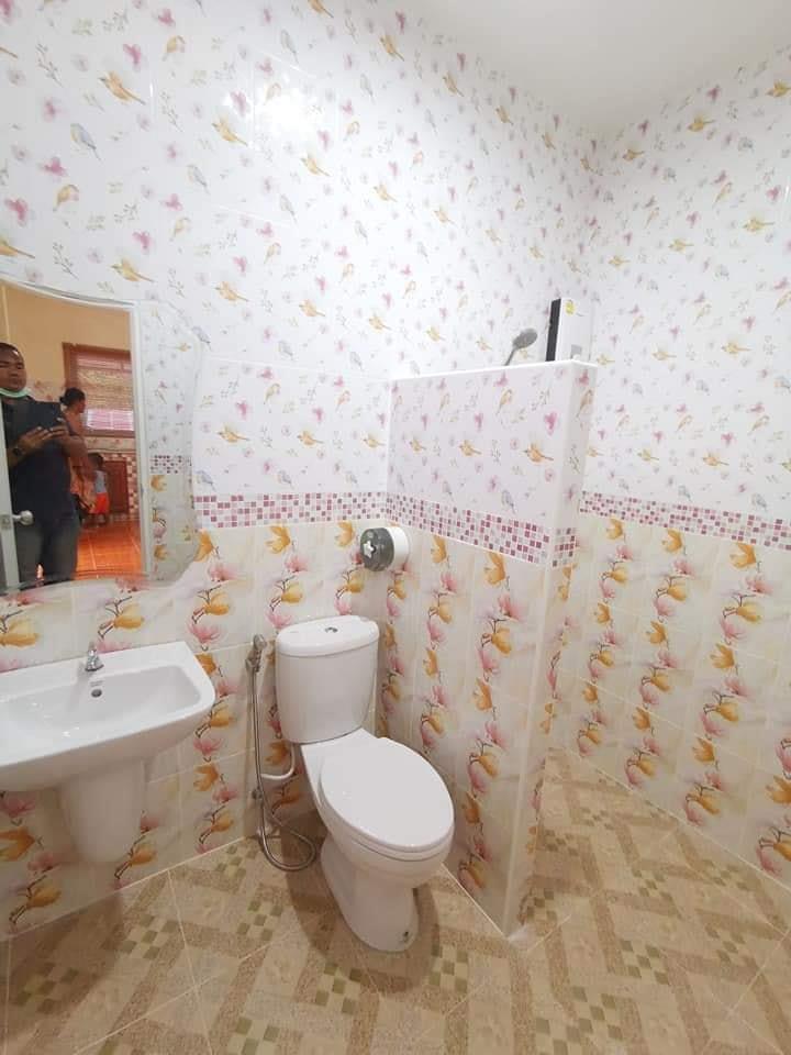 บ้านโมเดิร์นสีชมพู น่ารัก  งบ 720,000 บาท