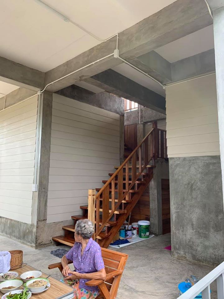 บ้าน 2 ชั้น ออกแบบตามความต้องการเจ้าของบ้าน งบก่อสร้าง ประมาณ 900,000 บาท