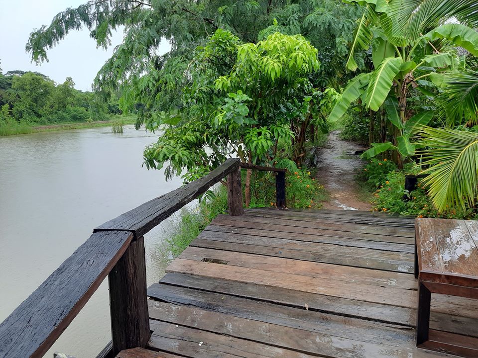 บรรยายกาศฉ่ำๆ ณ ฟาร์มปลูกสุข ขอนแก่น