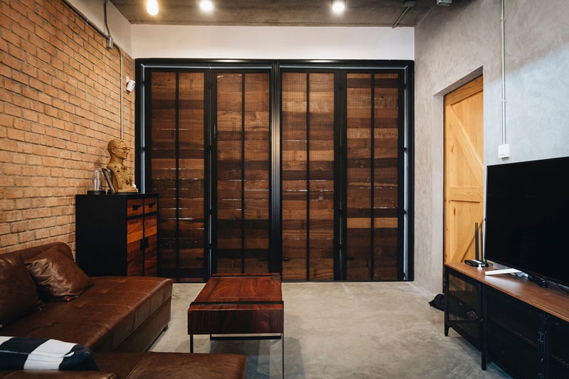 บ้านสองชั้นสไตล์โมเดิร์นลอฟท์ 3 ห้องนอน 2 ห้องน้ำ ตกแต่งภายในได้สวยน่าอยู่มากๆ