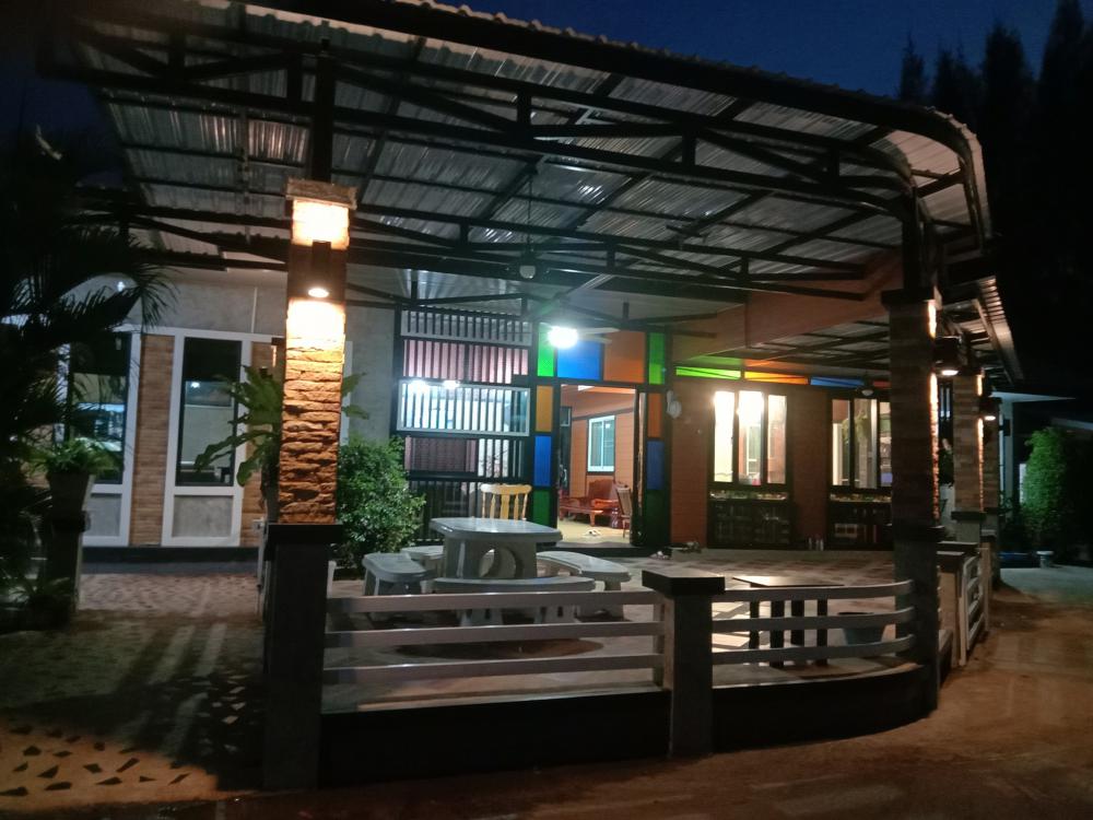 รีโนเวทบ้านหลังเล็กในสไตล์โมเดิร์น