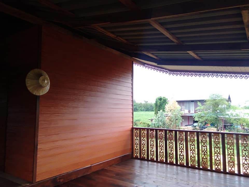 บ้านไม้ 2 ชั้น ชั้นล่างโถ่ง งบ 4 แสนพร้อมค่าช่าง