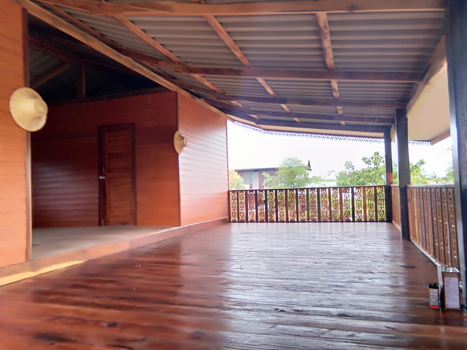 บ้านไม้ 2 ชั้น ชั้นล่างโถ่ง งบ 4 แสนพร้อมค่าช่าง