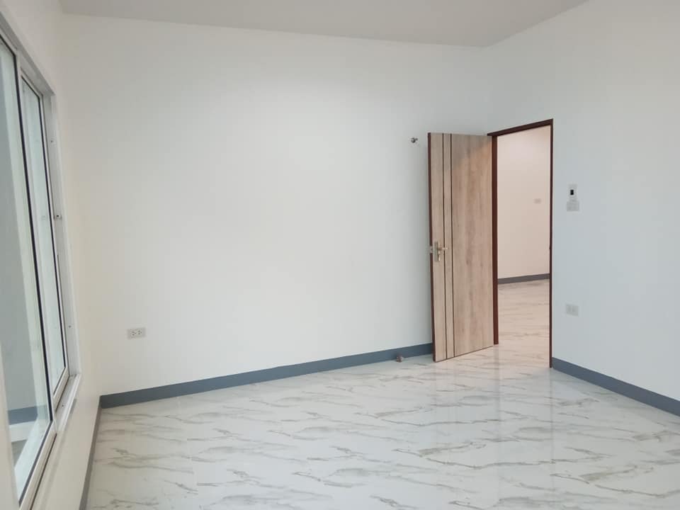 บ้าน 2 ชั้น ขนาด 3 ห้องนอน 2 ห้องน้ำ 1 ห้องโถง 1 ห้องครัว 1 ห้องเก็บของ งบก่อสร้าง 1.5 ล้านบาท