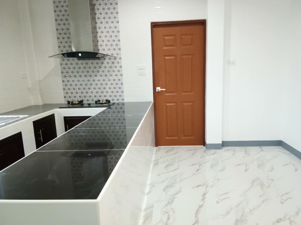 บ้าน 2 ชั้น ขนาด 3 ห้องนอน 2 ห้องน้ำ 1 ห้องโถง 1 ห้องครัว 1 ห้องเก็บของ งบก่อสร้าง 1.5 ล้านบาท