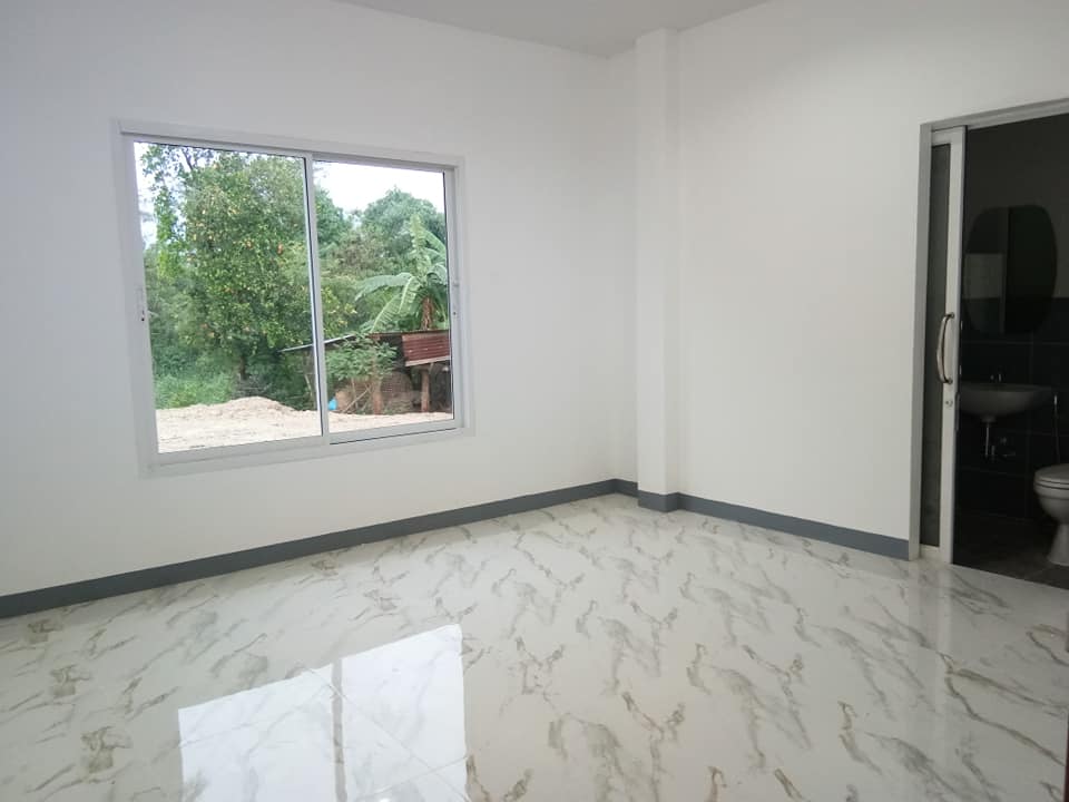 บ้าน 2 ชั้น ขนาด 3 ห้องนอน 2 ห้องน้ำ 1 ห้องโถง 1 ห้องครัว 1 ห้องเก็บของ งบก่อสร้าง 1.5 ล้านบาท