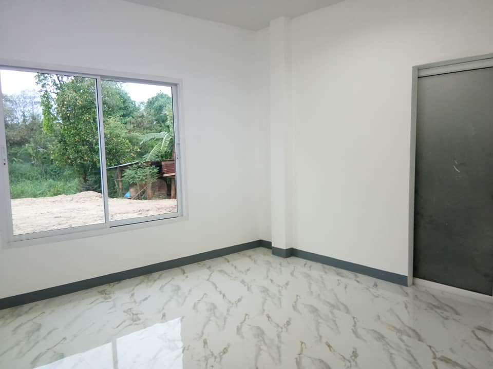 บ้าน 2 ชั้น ขนาด 3 ห้องนอน 2 ห้องน้ำ 1 ห้องโถง 1 ห้องครัว 1 ห้องเก็บของ งบก่อสร้าง 1.5 ล้านบาท