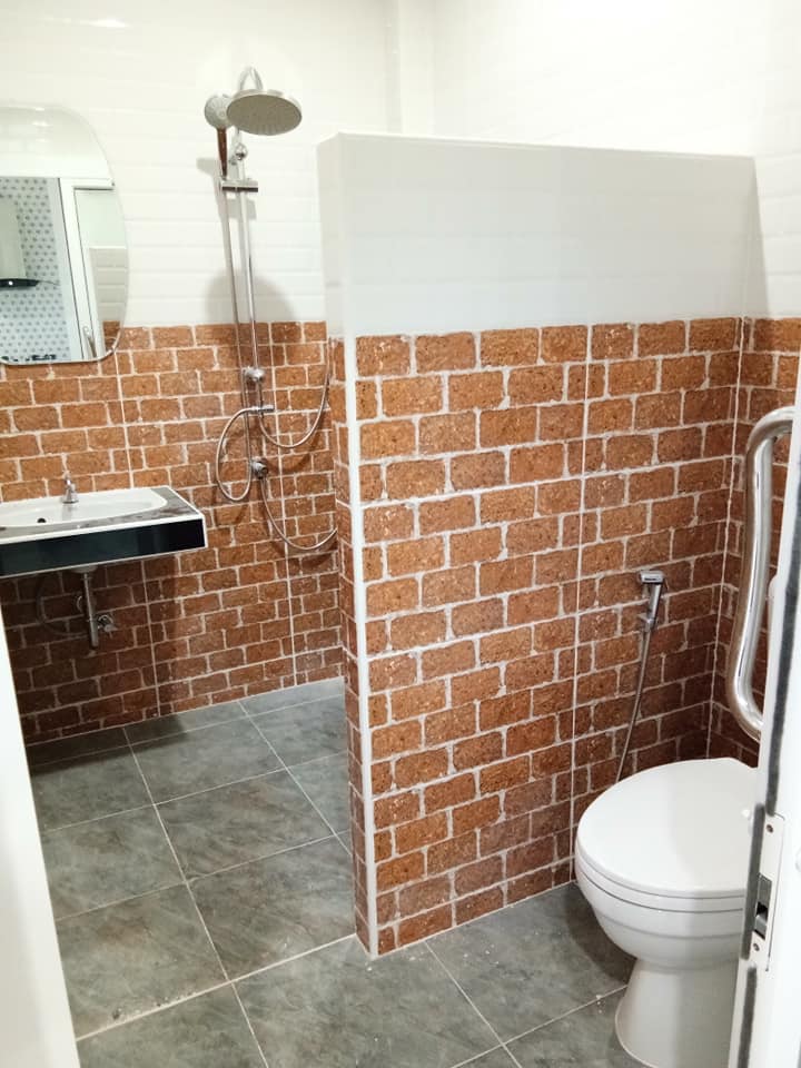 บ้าน 2 ชั้น ขนาด 3 ห้องนอน 2 ห้องน้ำ 1 ห้องโถง 1 ห้องครัว 1 ห้องเก็บของ งบก่อสร้าง 1.5 ล้านบาท