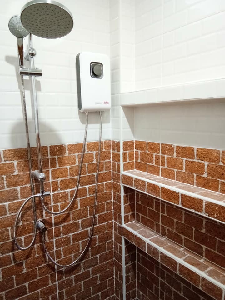 บ้าน 2 ชั้น ขนาด 3 ห้องนอน 2 ห้องน้ำ 1 ห้องโถง 1 ห้องครัว 1 ห้องเก็บของ งบก่อสร้าง 1.5 ล้านบาท