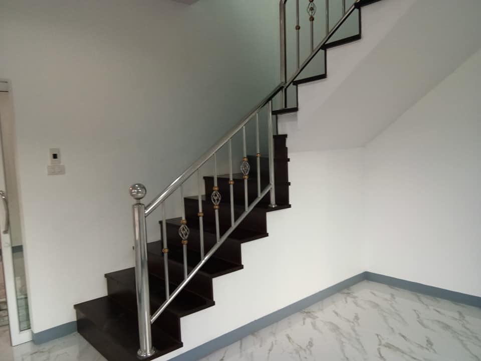 บ้าน 2 ชั้น ขนาด 3 ห้องนอน 2 ห้องน้ำ 1 ห้องโถง 1 ห้องครัว 1 ห้องเก็บของ งบก่อสร้าง 1.5 ล้านบาท