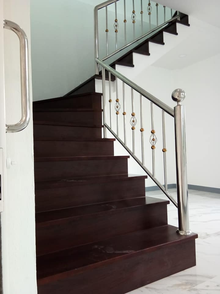 บ้าน 2 ชั้น ขนาด 3 ห้องนอน 2 ห้องน้ำ 1 ห้องโถง 1 ห้องครัว 1 ห้องเก็บของ งบก่อสร้าง 1.5 ล้านบาท