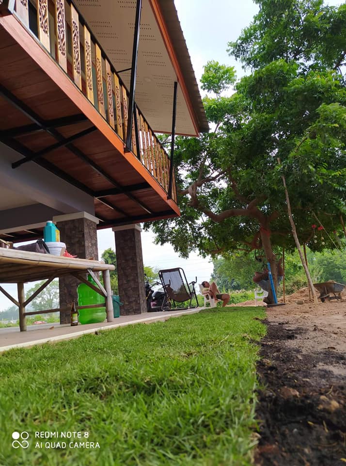 บ้านสวน 2 ชั้น ชั้นล่างโถง ใช้งบ 4.5 แสนบาท