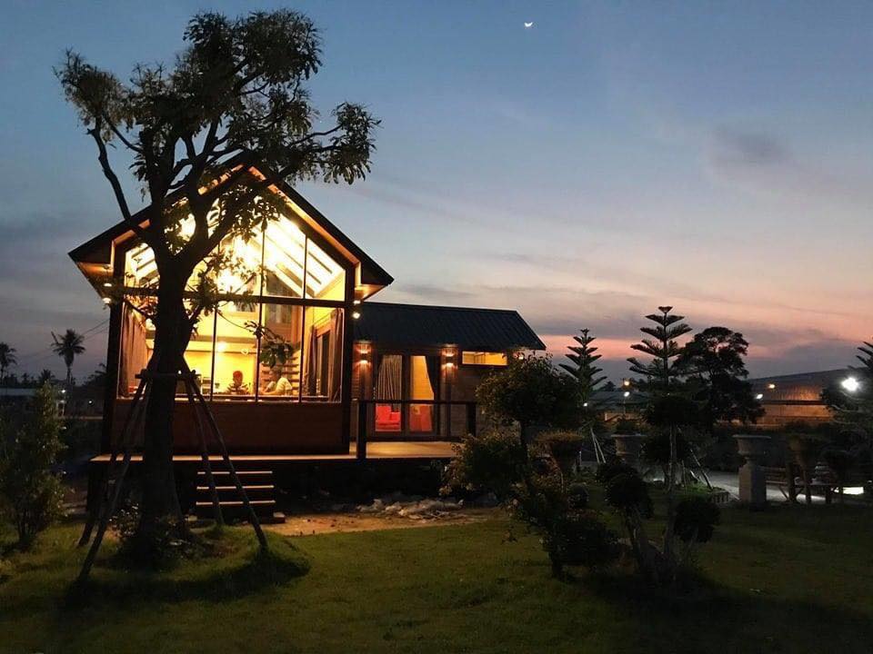 บ้านไม้ชั้นครึ่ง สไตล์ Nordic สูงโปร่ง น็อคดาวน์โครงเหล็ก บ้านพักอาศัย พร้อมร้านกาแฟ