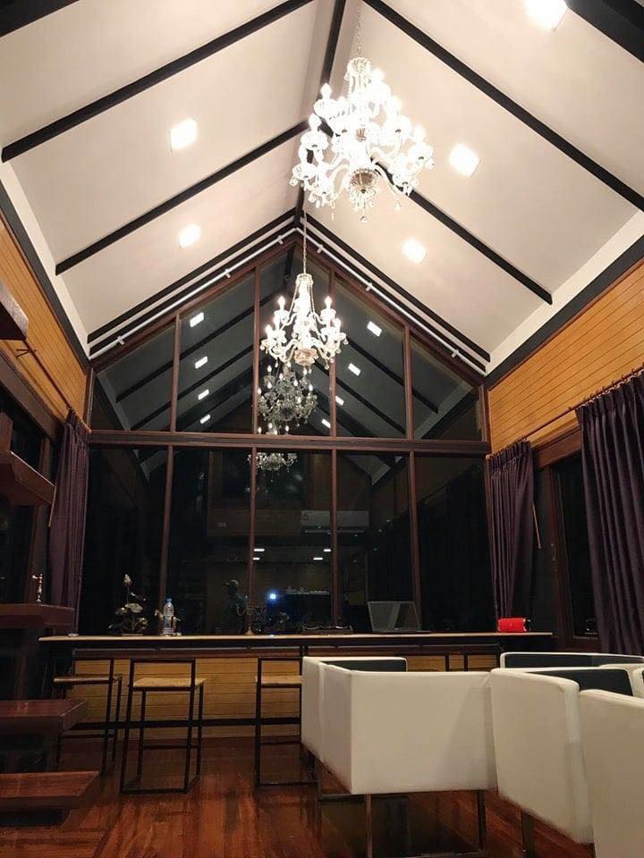 บ้านไม้ชั้นครึ่ง สไตล์ Nordic สูงโปร่ง น็อคดาวน์โครงเหล็ก บ้านพักอาศัย พร้อมร้านกาแฟ