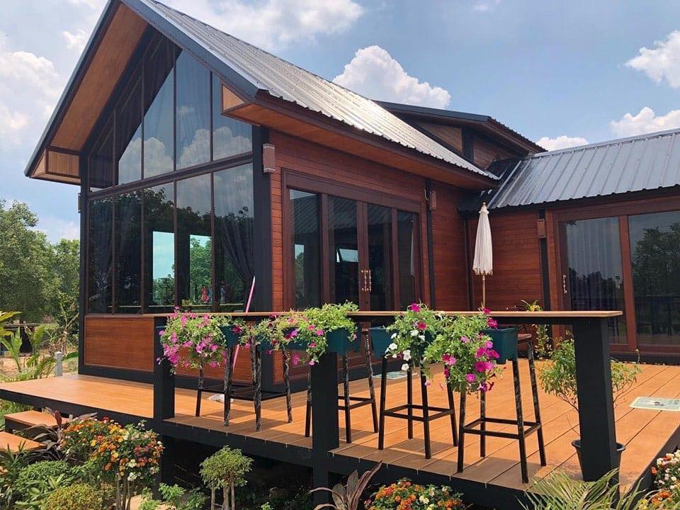 บ้านไม้ชั้นครึ่ง สไตล์ Nordic สูงโปร่ง น็อคดาวน์โครงเหล็ก บ้านพักอาศัย พร้อมร้านกาแฟ