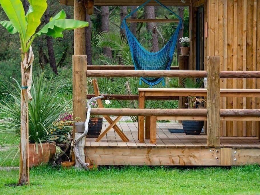 แบบบ้านไม้ชั้นเดียวหลังเล็ก บรรยากาศอบอุ่น