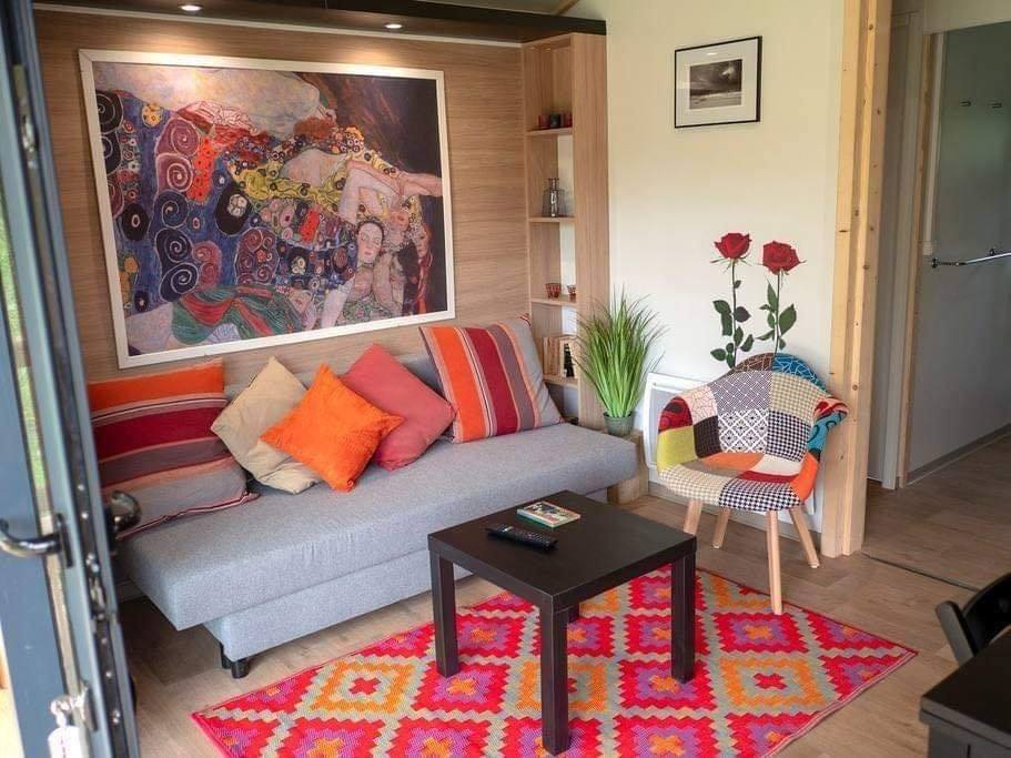 แบบบ้านไม้ชั้นเดียวหลังเล็ก บรรยากาศอบอุ่น