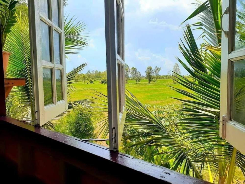 บ้านไม้ ใช้งบ 57,000 บาท สีสันสดใส น่าอยู่