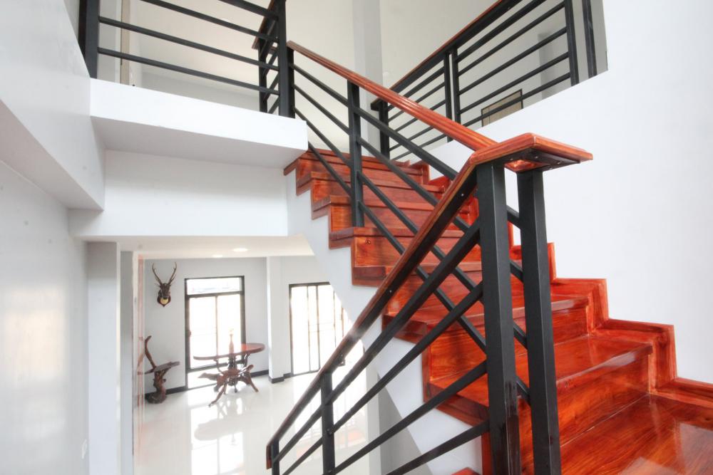 บ้านพักอาศัย 2 ชั้น แนวโมเดิร์นทรอลปิกครอล ราคา 3.40 ล้านบาท