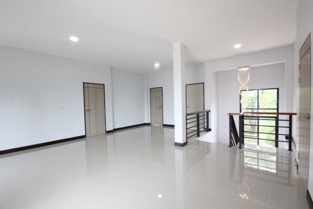 บ้านพักอาศัย 2 ชั้น แนวโมเดิร์นทรอลปิกครอล ราคา 3.40 ล้านบาท