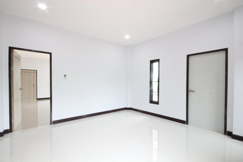 บ้านพักอาศัย 2 ชั้น แนวโมเดิร์นทรอลปิกครอล ราคา 3.40 ล้านบาท