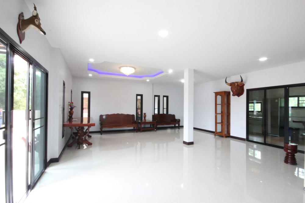 บ้านพักอาศัย 2 ชั้น แนวโมเดิร์นทรอลปิกครอล ราคา 3.40 ล้านบาท