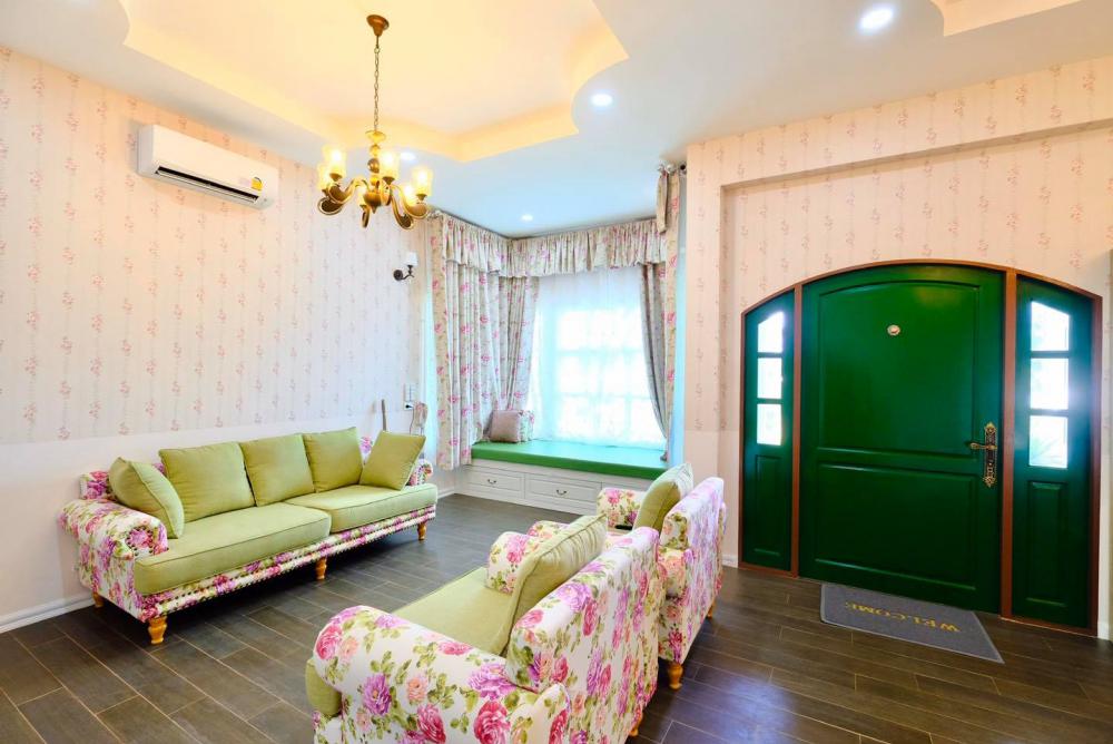 บ้านพักอาศัยสวยมากๆ ขนาด 3 ห้องนอน 2 ห้องน้ำ 1 ห้องรับแขก 1 ห้องแต่งตัว 1 ห้องพักผ่อน 1 ห้องครัว