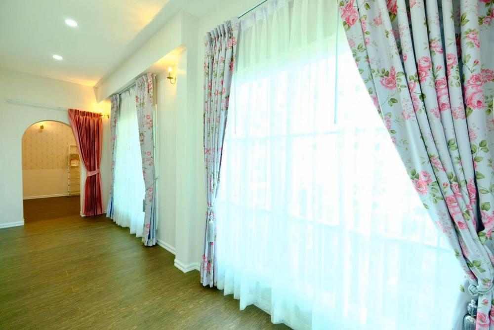 บ้านพักอาศัยสวยมากๆ ขนาด 3 ห้องนอน 2 ห้องน้ำ 1 ห้องรับแขก 1 ห้องแต่งตัว 1 ห้องพักผ่อน 1 ห้องครัว