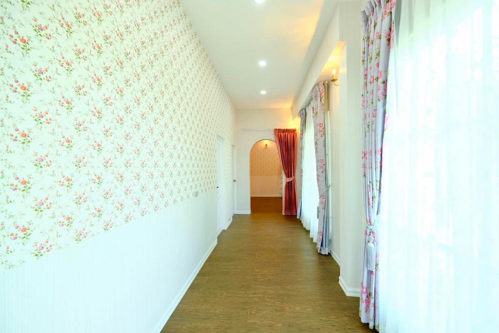 บ้านพักอาศัยสวยมากๆ ขนาด 3 ห้องนอน 2 ห้องน้ำ 1 ห้องรับแขก 1 ห้องแต่งตัว 1 ห้องพักผ่อน 1 ห้องครัว